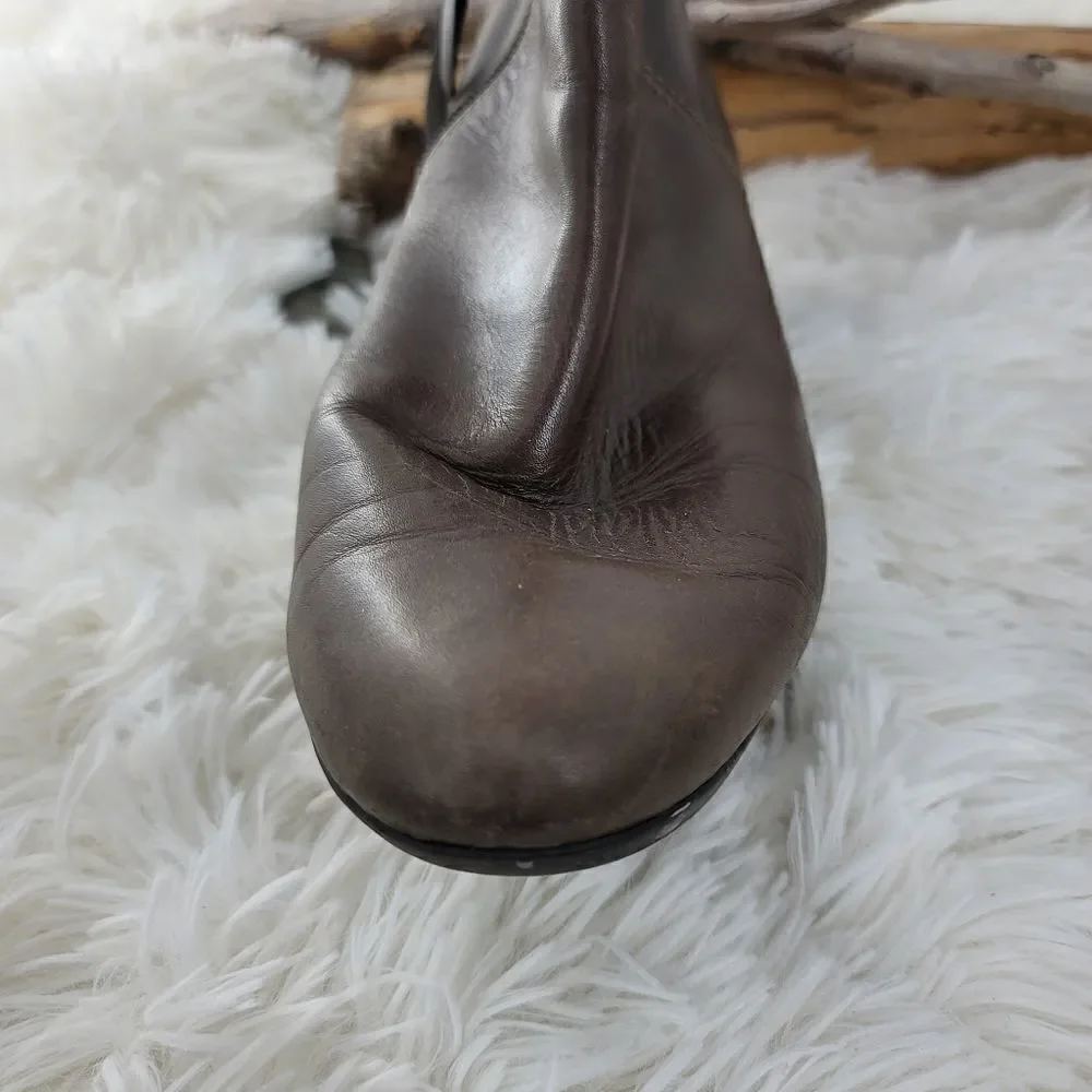 Clarks brown short wedge booties (U) - Picture 8 of 12